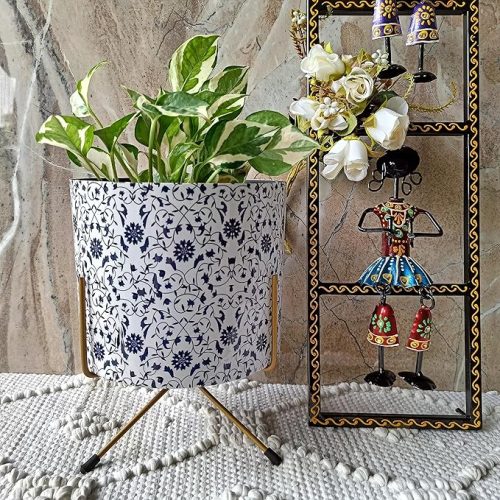 Decorative Metal Planters Pot with stand, stylish white floral design indoor planter for home and balcony decoration